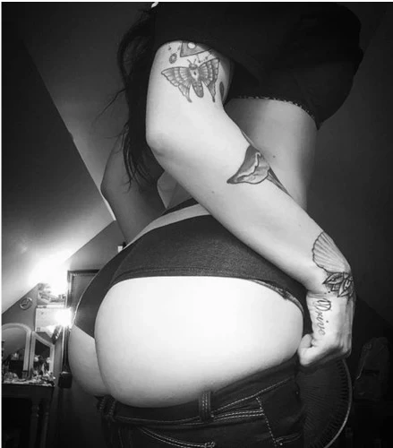 (858)400-8024 is Caucasianand offers nuru massages, asian massage, bodyrubs in San diego and available for both on rubrankings Sydney, at your service!! 



+1 858-400-8024

Are 🔥😌 YOU Tired of the Games? 😌🔥

❌ Tired of paying deposits?
❌ Tired of being catfished?
❌ Tired of expecting a beauty and getting a beast?

💎 Are you looking for a provider who keeps things simple, professional, and authentic?
💆‍♀️ Looking for someone who is actually a Certified Massage Therapist?

🌟 LOOK NO FURTHER! 🌟

👔✨ I offer a service designed for gentlemen who appreciate class, skill, and professionalism.

🏖️ My relaxing, spa-like in-call oasis is conveniently located near the beach.

🌿💆‍♂️ Certified Massage Therapist 💆‍♂️🌿

📜 Certified Massage Therapist with 4 years of hands-on experience.

✅ I don’t upsell.
✅ I don’t clock-watch.
✅ I don’t waste your time.

💜 I genuinely love what I do—and it shows in every session.

😌✨ Relax. Recharge. Renew. ✨😌

While I do not offer full service, my goal is to have you leave feeling:

🌟 Happy
🌟 Rejuvenated
🌟 Relaxed
🌟 Refreshed

📞 Call today and let me help release your stress, soothe tired muscles, and melt away the tension of everyday life.

You deserve a break. 💜


✂️🔥 The Perfect Excuse to Escape 🔥✂️

“HEYYYY HONEY IM GOING TO GET A HAIRCUT !!”

MANSCAPING AVAILABLE

💈 Haircuts
🪒 Shaving
✨ Waxing
💅 Manicures
🦶 Pedicures
➕ And more!

🎯 Build your own customized package today.

💰✨ Massage Rates ✨💰

🟣 15 Minutes — $125
🔵 30 Minutes — $169
🟢 60 Minutes — $225

💜🔥 Additional Interests & Offerings 🔥💜

✔️ Prostate Specialist
✔️ Foot Fetish Friendly
✔️ Panty Sales Available
✔️ OnlyFans Available
✔️ Live Broadcasts Available

📋 Inquire today for full menu pricing and additional details.

🌊💎 Professional • Skilled • Discreet • Relaxing 💎🌊

