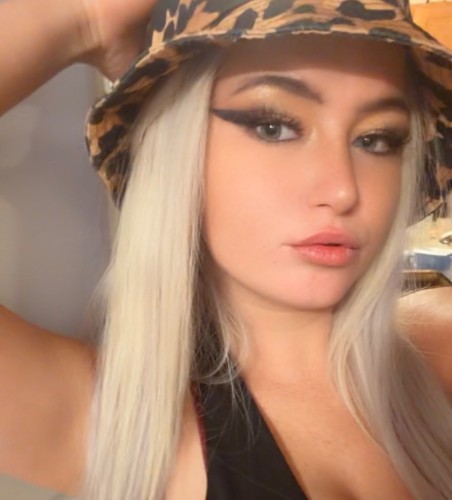 (385)443-0782 is Caucasianand offers nuru massages, asian massage, bodyrubs in Salt lake city and available for incall on rubrankings UPDATE- sorry babes I broke my arm so I only offer out all cuddle sessions & even over nights cuddle sessions.. I’m currently located near heber / park city 
Hey luv, I’m Isabelle. 
come see me for pure relaxation :) 
My pictures are 100% ME, no fakes over here. 
very sweet, petite, caring ✨ 
-nice, clean gentleman only! 
 -private, safe clean location with discreetness.
-do not discuss any details through text & I do not send pics or want to receive them. 
Text only - 385 443 0782 
CASH DONATIONS IS BEST. 
Also I tend to go out of town a lot so I apologize if you tried to reach me before just text again when I post and I will get back to u asap.
