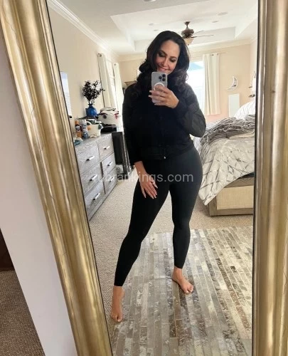 Atlanta BodyRubs Offered By (606)614-5993 | Bodyrubs (606)614-5993 is Caucasianand offers nuru massages, asian massage, bodyrubs in Atlanta and available for both on rubrankings Welcome to the most sensual dream come true.
I enjoy the company of generous respectful business men.
I am an independent massage NURU provider who is extremely down to earth and very playful. My beautiful eyes, soft skin, perky DD's, and sweet playful charm will have you feeling like the luckiest man. I offer a full body therapeutic sensual massage in my clean spa like studio My sessions are never rushed and always unique to cater to your personal taste❤
An exceptionally wonderful massage from an obviously schooled and educated massage therapist with the most incredible twist to start and end your session that I’ll provide . You won't be disappointed.
❤ Erotic Tantric
❤Private service available
❤ NURU MASSAGE movies 100% Real Photos
❤ Independent NURU Massage Provider
❤ Bleached Linens
❤ Hand Sanitizer
❤ Unscented Organic Oil
❤ Private Parking
❤ Water Bottles
❤️ Happy ending available