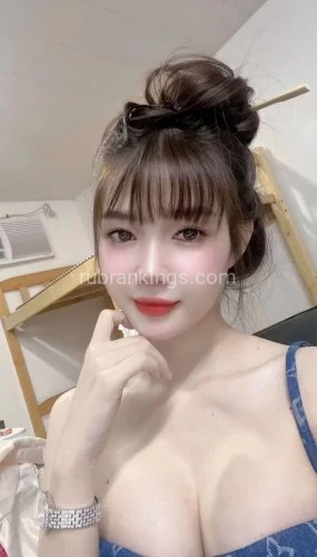 (605)606-3566 is asianand offers nuru massages, asian massage, bodyrubs in Manchester and available for incall on rubrankings I'm a sweet, seductive, down to earth, women with a great personality. You will be captivated by my sexy body, my bright smile, and might even find yourself getting lost in my seductive bed-room eyes.Let me shower you with the much needed attention you deserve!

605-606-3566