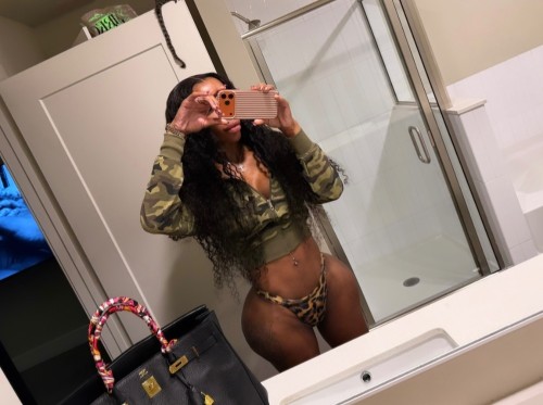 Houston BodyRubs Offered By (415)769-6402 | Bodyrubs (415)769-6402 is Mixedand offers nuru massages, asian massage, bodyrubs in Houston and available for both on rubrankings FETISH FRIENDLY
THROAT GOAT
FACETIME SHOWS AVAILABLE
NO DIRTY MEN
NO LOWBALLERS
NO CHEAP MEN
No Rush everrr,
OVERNIGHTS AVAILABLE💸
FACETIME VERIFICATION IF NEEDED!!💗