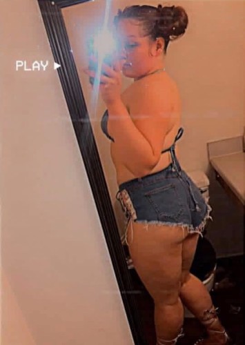 (972)818-4232 is otherand offers nuru massages, asian massage, bodyrubs in Dallas and available for both on rubrankings Description
Hi Gentlemen, my name is Candy

I am an EXPERIENCED, UPSCALE, DISCREET provider who takes PLEASURE in making your desires come true ❤️‍

My Photos are 100% Real and Recent ✅I look even better in person 

I am available for Incall in the !! FREE PARKING!!! ✅
(NO DEPOSITS REQUIRED FOR INCALLS- You'll need to answer a few questions to make sure you're safe to see 

I am also available for Outcalls in Ft Worth area 

🌼Ask about my 2 girl special 🌼👅 400 for hhr 

(SMALL $20deposit required for OUTCALLS and light screening ✅) 

My Rates: 
$160 qv/cd
$200 hhr
$300 hr 

OVERNIGHTS AVAILABLE (6hrs or more starting at $1200) 
I specialize in Nuru/Tantric Massages 
**ANY EXPLICIT OR DISRESPECTFUL TEXTS OR NO SHOWS WILL BE BLOCKED AND YOU WILL NOT BE ABLE TO BOOK ME IN THE FUTURE** 

