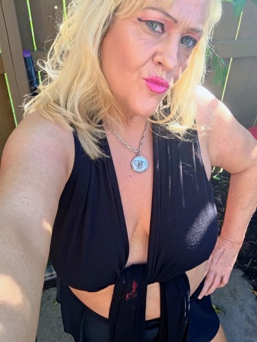 Columbus BodyRubs Offered By (380)283-9408 | Bodyrubs (380)283-9408 is Caucasianand offers nuru massages, asian massage, bodyrubs in Columbus and available for incall on rubrankings One of a kind delicious Hot OIL MASSAGE ?
LEAVE THE STRESS AT THE DOOR!
I oFFER A GREAT WAY TO RELAX YOUR BODY ,MIND, AND SPIRIT ❤️
I OFFER 1HR SESSIONS FULL BODY SENSUAL HOT OIL MASSAGE ?
1HR.
30MIN
........ APPOINTMENT ONLY..TEXT ME..MAKE THAT APPOINTMENT NOW!!