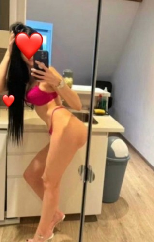 Houston BodyRubs Offered By (832)724-8062 | Bodyrubs (832)724-8062 is Latinoand offers nuru massages, asian massage, bodyrubs in Houston and available for incall on rubrankings Calm, graceful and deeply attentive. I create a serene space where you can fully unwind, slow your thoughts and reconnect with your body. My touch is gentle yet intentional, designed to ease tension and leave you feeling light, relaxed and renewed.
I offer a variety of massage experiences from deeper, stress-relieving techniques to soft, flowing movements with warm oils, aromatherapy and soothing treatments that melt away the day. Every session is unhurried, giving you the time to truly sink into comfort.
Iβm intuitive and present, naturally reading your needs and creating an atmosphere where you feel safe, cared for and completely at ease. Soft energy with quiet confidence and just a hint of playfulness once you relax.
Remember your comfort always comes first
Diana (832) 724-8062