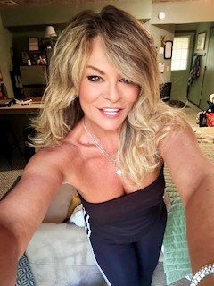 St louis BodyRubs Offered By (314)620-6386 | Bodyrubs (314)620-6386 is Caucasianand offers nuru massages, asian massage, bodyrubs in St louis and available for incall on rubrankings Take time to relax on a heated table in a clean & cozy atmosphere,
I offer a relaxing full body massage with your choice of pressure blended with a sensual touch
heated table, warm unscented oils , clean sheets and warm towels, shower available, MT
Daily appointments 10am -5pm & some weekends
Summer 314- 620-6386
near river city blvd