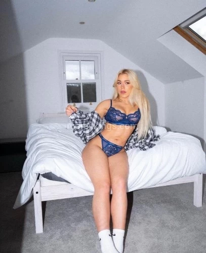 BodyRubs Offered By (765)469-1930 | Bodyrubs (765)469-1930 is 0and offers nuru massages, asian massage, bodyrubs in and available for both on rubrankings I am Laura foose , a perfect hands and body waiting to make your day better .
With life and the stress of its brings what is better than pamper yourself with a magical sensual massage .
My place is a very sanitized environment and always use fresh linen. We live in a stressful World, therefore I offer the most relaxing sessions that will destress you, with a choice of Deep tissue and Swedish-soft massage, be generous $ and mature.My hands works like magic only text I don’t respond to calls
Phone: +1(765)469-1930
Telegram:@laurafoose