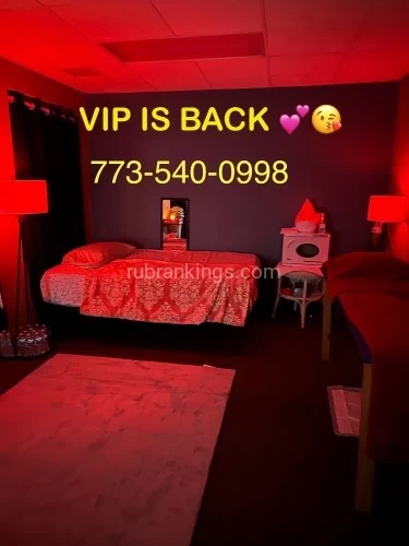 (773)540-0998 is Caucasianand offers nuru massages, asian massage, bodyrubs in Chicago and available for incall on rubrankings CALL TO BOOK ME?ROSELLE/ ❤️!!!??MILKING TABLE NURU AND BEDROOM DELUX    Long week? Had a bad day? Need some soft sensual TLC and a nice relaxing massage ? I specialize in deep French & GFE STYLE Body to body nude rubs. Mutual touch is encouraged and allowed.Let me awaken your senses and arouse your nature.773-540-0998
