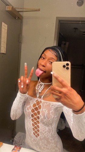 Seattle BodyRubs Offered By (253)470-1069 | Bodyrubs (253)470-1069 is Blackand offers nuru massages, asian massage, bodyrubs in Seattle and available for both on rubrankings JUST CREATED SNAPCHAT p304_TV
Hello Gentlemen my name is Pleasure ! FULL SERVICE OFFERED !!!
$120 Head Service
$200 20 mins
$350 35 mins
$550 1 HR
Message me now to book 253.470.1069