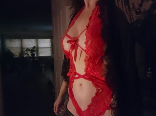 St louis BodyRubs Offered By (314)675-0189 | Bodyrubs (314)675-0189 is Caucasianand offers nuru massages, asian massage, bodyrubs in St louis and available for incall on rubrankings ‼️❗️Read The Whole Ad Before Contacting me‼️
Hello Gentlemen,
I'm Lilly, I'm very well loved and highly reviewed in the area. Looking to meet some great guys. I know we'll hit it off and be seeing each other often! I enjoy giving a true full-body light Tantric, Sensual Rub down you'll be yearning for all week long. You'll relax on my massage table while I tantalize your kundalini energy. Aromatherapy for the senses. Relaxing meditation and waterfall sounds for your peaceful enjoyment. This is a pampered experience and half hours are not an option. I have a lifetime of experience in my field and take pride and pleasure in making you feel your very best! I truly love giving pleasure and you will soon find out. What I provide is a true art and specialty.
Mutual touch is allowed.
Respectful Gentlemen
MEN 26 years or Older only!
Shower available (good hygiene is a must).
Beverages (mini bar)are provided for your comfort. Chocolates if you get a sweet tooth.
Unscented oil so we can be discreet 😁
⚛️SCHEDULE?
24- 48HR hours preferred for all appointments but required for NEW CLIENTS!). Regulars at least 2hrs or more notice.
Tuesday 2PM-10PM
Wednesday 2PM- 10PM
Thursday 2PM- 10pm
Friday 2PM- 10PM
Saturday 2PM-10PM
Sunday 2pm - 10pm
Closed- Monday
Text me to set up your appointment with the template below filled out.
Hi Lilly, I saw you on ____. My name is _____. I'm ____ yrs old. I'd like to see you on _____ day at _____pm.
Hey , Hi , Wsup, or anything other then the template above will be ignored and blocked! Also I dont respond to emails.
✳️60 min- $220
✳️90 min- $330
✳️120 min - $440
❇️80 min $400. Bondassage
NOTHING else is implied or offered!
Private (safe) incall ONLY! Outcall is not an option.
!!!CANCELATION POLICY !!!
❗️Cancel 2 or more hours in advance of your scheduled appointment or you'll owe for your missed appointment or be blacklisted. ❗️
RULES-RULES-RULES
❌️NO DATY❌️NO NURU, ❌️NO FS,❌️ NO GFE, ❌️NO BJ.❌️NO Bodyglide Don't ask!
NAME: LILLY
Gender: Women
AGE: 43
HEIGHT: 5'5
FIT: ATHLETIC- Hour glass
BUST: 34 DD- Perky
WEIGHT: 140LBS
Hair: Auburn/ MID BACK.
Eyes: Brown
Race: White
Independent
100% REAL PHOTOS
Reviewed
TER: 366565
USAsexguide
Check out my
Onlyfans below
Or on Twitter/X @Lillylolly314
My hobbies are the gym, eating healthy and gardening. I also enjoy DIY projects. I have a personal trainer who keeps my body looking its very best. Im huge on full body health and wellness.