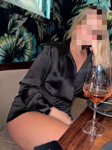 Dallas BodyRubs Offered By (208)510-2162 | Bodyrubs (208)510-2162 is Latinoand offers nuru massages, asian massage, bodyrubs in Dallas and available for incall on rubrankings Hello, gentleman! Come meet me—I would be happy and delighted to see you! I’ll give you a wonderful massage that will leave you completely satisfied. Let yourself be pampered in a unique way; you’ll enjoy lovely company and a truly relaxing experience. If you’d like to set up an appointment, just send me a message—I’ll be keeping an eye out for it!
• A personalized approach—because every body deserves special care
Clean private suite
Parking space
Donation is for my time only
No inappropriate texts
By appointment only
Warm towels
Warm Unscented lotion /oil
Cc / Cash
Book now!
English /español
Ghisella 🔅
180 hh
260 hr
150 Qv