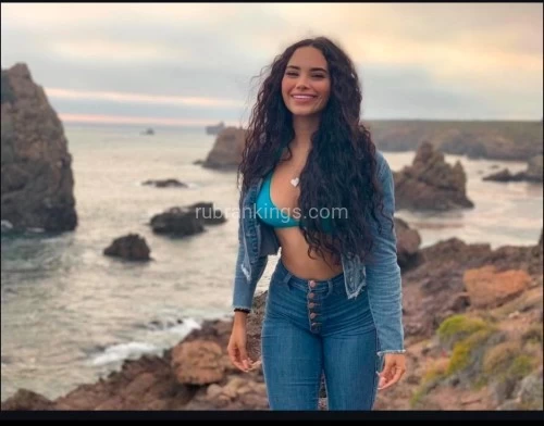 (424)469-1575 is Latinoand offers nuru massages, asian massage, bodyrubs in Los angeles and available for both on rubrankings Hi, I’m Ana and I offer therapeutic massage services designed to provide excellent recovery after a long day of work or activity. My soothing massage sessions are tailored to release tension, promote relaxation, and rejuvenate your body and mind. Whether you're dealing with stress, muscle aches, or simply seeking a peaceful escape, you can trust that you're in expert hands.  I look forward to helping you feel your best!