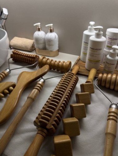 Cleveland BodyRubs Offered By (469)584-8909 | Bodyrubs (469)584-8909 is Caucasianand offers nuru massages, asian massage, bodyrubs in Cleveland and available for both on rubrankings Relax,Recharge & Restore
Life can get busy, so it’s important to make time for yourself. Give your body and mind the care they deserve with a calming massage experience in a clean, comfortable, and private setting.
As a licensed massage therapist, I provide personalized massage sessions designed to promote relaxation, relieve muscle tension, improve circulation, and support overall wellness. Each session is tailored to your individual needs using a combination of proven massage techniques and aromatherapy.
Services Available
* Swedish Massage
* Deep Tissue Massage
* Sports Massage
* Hot Stone Massage
* Reflexology (Hands, Feet & Outer Ears)
* Aromatherapy Massage
* Relaxation Massage
Session Rates
* 30 Minutes – $100
* 60 Minutes – $200
* 90 Minutes – $300
Every appointment is unhurried, allowing you to fully relax and enjoy a personalized wellness experience focused on your comfort and well-being.
THANK YOU for considering my services. I look forward to helping you feel refreshed, renewed, and restored.
NOTE:: I don’t accept cash as payment & Always text me your zip code
Texting number: +1 (469) 584-8909
WhatsApp number: +1 (469) 584-8909
Telegram: +1 (469) 584-8909
Gmail/Google chat:shawjanet10@gmail.com
iMessage: +1 (469) 584-8909