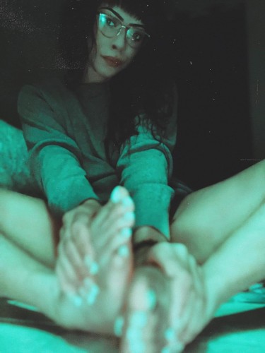 (572)219-4566 is Latinoand offers nuru massages, asian massage, bodyrubs in Oklahoma city and available for both on rubrankings ꧁༒☬ 𝐌𝐢𝐬𝐭𝐫𝐞𝐬𝐬 𝐋𝐮𝐧𝐚 𝐑𝐨𝐬𝐞 ☬༒꧂

**BDSM FEMME DOMINATRIX**

A refined Dominatrix offering a “one-of-a-kind experience” PETS & SUBS ONLY !
Respect, Consent, and Devotion is Required. 
Those who serve well are rewarded accordingly!


**TRIBUTE FEE REQUIRED
 FOR RESPONSE 50.00** 
Venmo: @sirengoth
#: 572-219-4566

Humiliation 
Degrading 
Ass Worship 
Feet Worship 
Toys  
Cosplay 
Roleplay
Flogging 
Pegging 
Feminization
Sissy
Cuckold
Pet Play
Pet Training


<30min session>
275.00

<1hr session>
400.00

<2hr session> (REGULARS ONLY)
700.00

 
 
Send a text with the prompt below. 

Name:
Age:
Race:
Appointment Time:
Session Length: 
