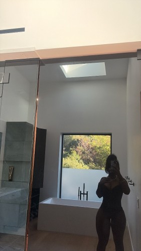 (678)391-9264 is Blackand offers nuru massages, asian massage, bodyrubs in Savannah and available for both on rubrankings Hi, I’m Lexi, here to help you relax, refresh, and leave your worries behind. Standing 5’4” with a natural, toned body, smooth chocolate skin, and beautiful curves, I take pride in creating a soothing and professional experience for every client.

Men & Women Welcome
100% Real Photos
Loyalty Program Available

 Incall
Enjoy a clean, comfortable, and safe setting designed for your relaxation.

Outcall
Available throughout Atlanta and surrounding areas for your convenience.

Additional Services
Facials & waxing also available upon request.

Professional only — no explicit calls
6783919264
