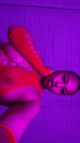(380)243-9150 is Blackand offers nuru massages, asian massage, bodyrubs in Cleveland and available for both on rubrankings Very fetish friendly.👣⛓️ Incall & Outcall Available 
Starting rates:
🧴 Therapeutic massage $120/hh
🫂 Cuddle Session $80/15 min
💧Edging Session 100/15min
🦶🏼Fetish sessions $100/30min
💭 Mind Blowers Nuru $300/30min
😍Man Escape Nuru $200/30min
🌊Bedroom Bliss $400/hr
🙌🏼Lovers Touch 200/30min
❤️ Sensual massage $150/30min
GFE $450/hr

I also have HALF sessions available
Bedroom Bliss $250(30 min)
Mind blower $150 (15min)
Lovers Touch $100 (15min)
Man escape $100 (15min)
Sensual $80 (15min)
FREE ONLYFANS @StarrBvbyy
Im available EARLY mornings and LATE nights as well
I accept Cash/Apple Pay/CashApp/ Venmo/Paypal/ Visa Giftcard
