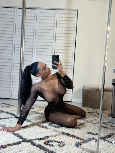 Miami BodyRubs Offered By (332)262-9039 | Bodyrubs (332)262-9039 is asianand offers nuru massages, asian massage, bodyrubs in Miami and available for both on rubrankings I’m Sophia
Hi there, I’m a confident and experienced trans woman offering a safe, clean, and discreet experience for those seeking true pleasure and connection. 💋 I take pride in my hygiene, appearance, and ability to create a welcoming and satisfying atmosphere.
✨ What I offer:
• Skilled, sensual companionship (GFE)
• Versatile & dominant play
• Fetish-friendly
• Erotic massage, table shower, and more
• Party & 420 friendly
• Respectful, no-rush experience tailored to your desires
Soft skin, curvy body, and an unforgettable touch – whether you’re seeking slow intimacy or wild passion, I’ll make sure your time is truly worth it.
📱 Serious inquiries only. Please respect my time and communicate clearly
WhatsApp::: 332-262-9039
Telegram::: @nastyservice01
Signal:::@332-262-9039